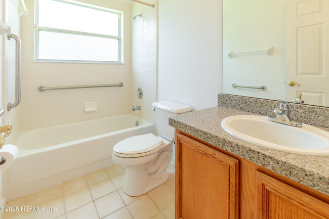 Building Photo - 1623 Sandy Springs Dr