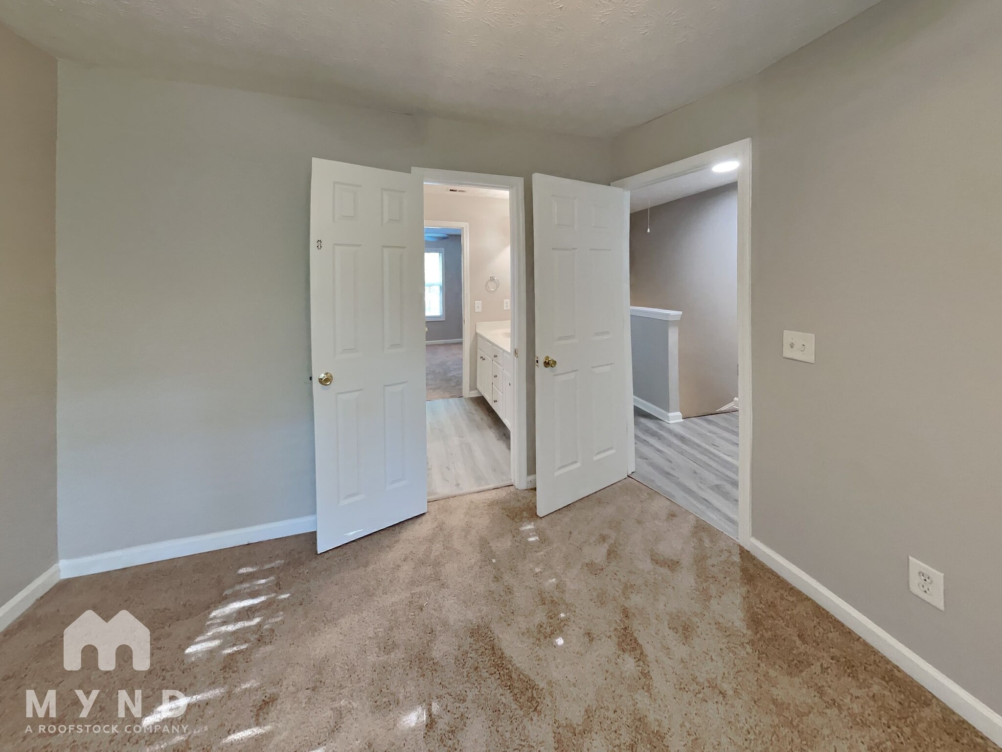 Building Photo - 857 Glynn Oaks Dr