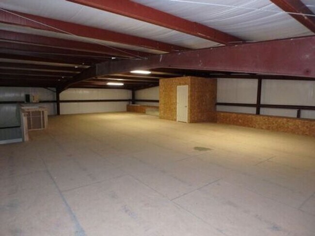 Building Photo - 1620 Co Rd 409