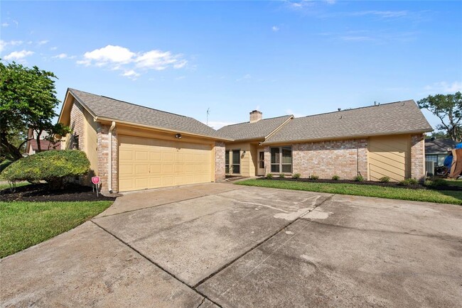 Building Photo - 7914 Bayou Forest Dr