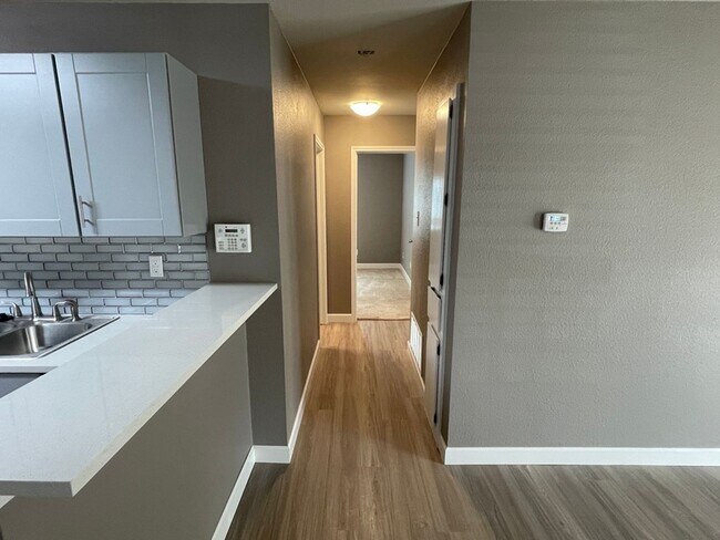 Building Photo - Remodeled 3/2 in near MoPac and Parmer Ln