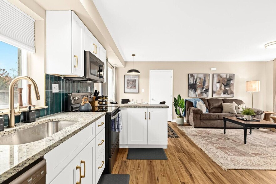 Building Photo - 27850 Gratiot Ave