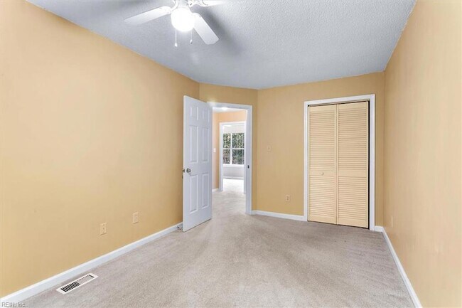Building Photo - 5403 Sasha Ct