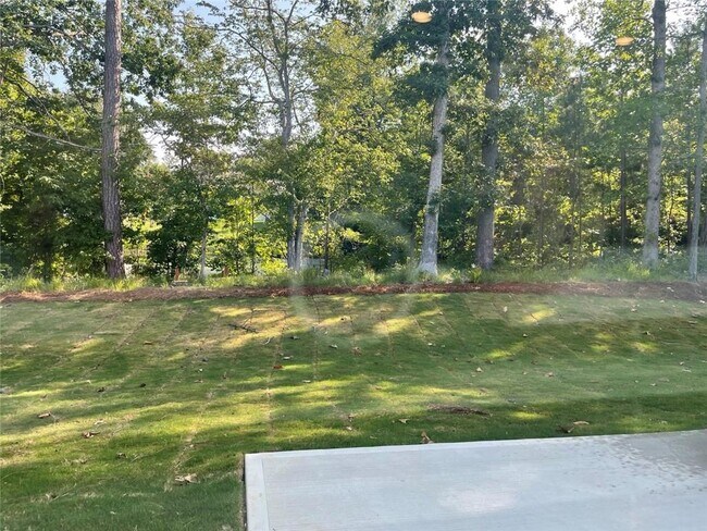 Building Photo - 2202 Blue Monarch Dr