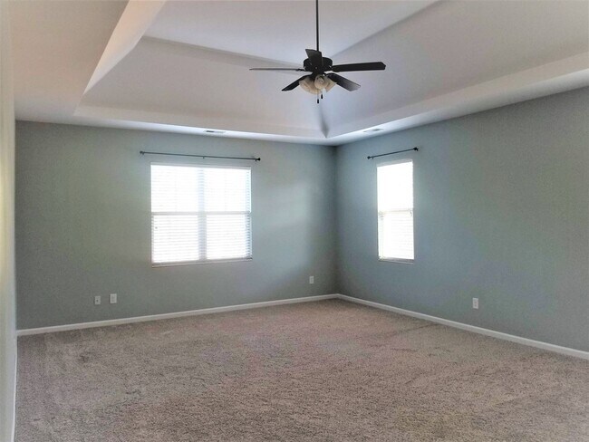 Building Photo - Large 4 Bedroom Home in Towne Pointe! Showings Coming Soon!!!