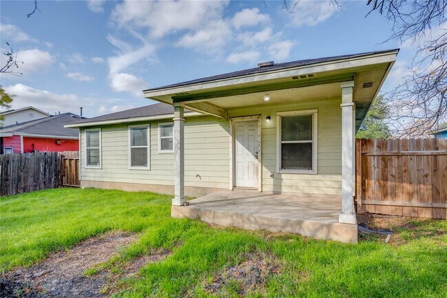 Building Photo - 3514 Banda Ln