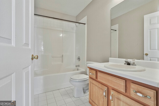 Building Photo - 12241 Crestwood Ct