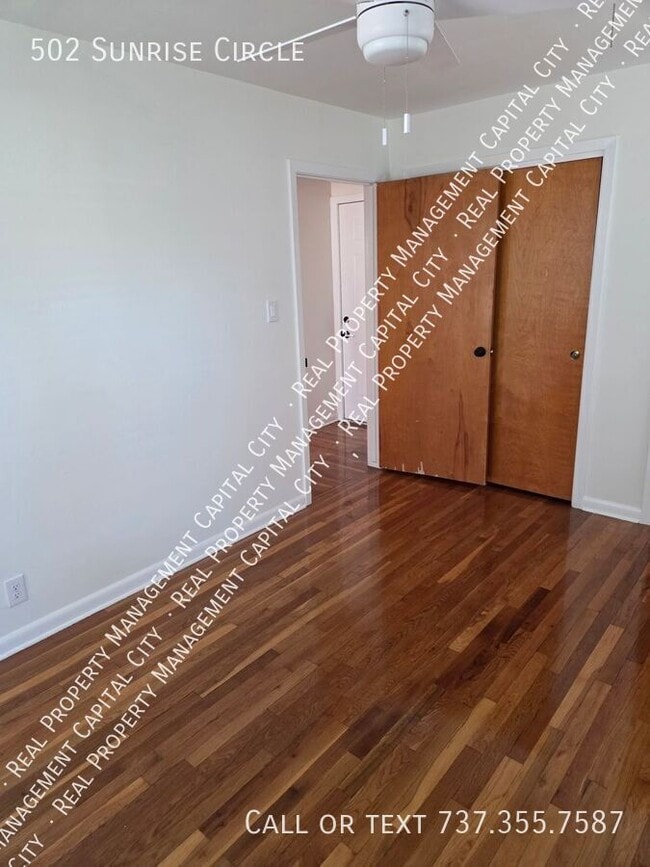 Building Photo - 502 Sunrise Cir