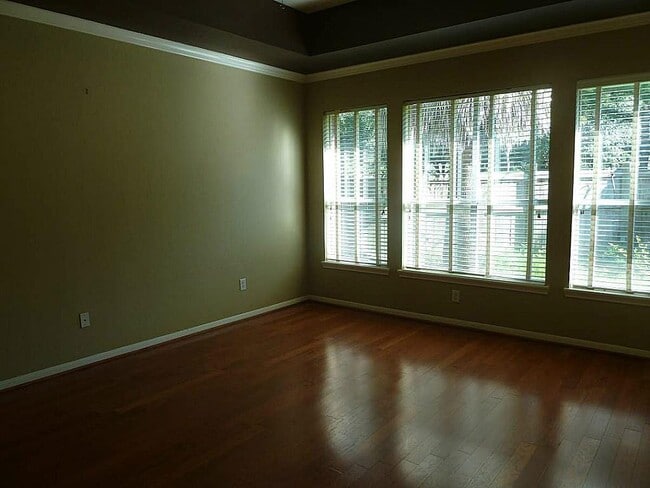 Building Photo - 22554 Bristolwood Ct