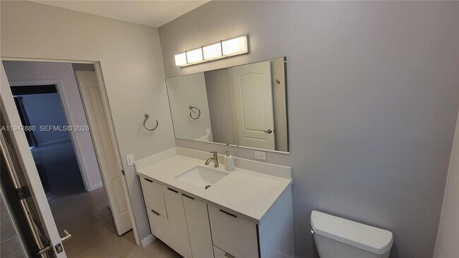 Building Photo - 670 NE 179th Terrace