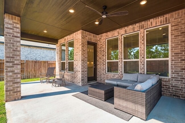 Building Photo - 662 Lost Maples Bend Ln