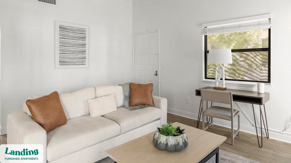 Primary Photo - 5272 Tamarus St