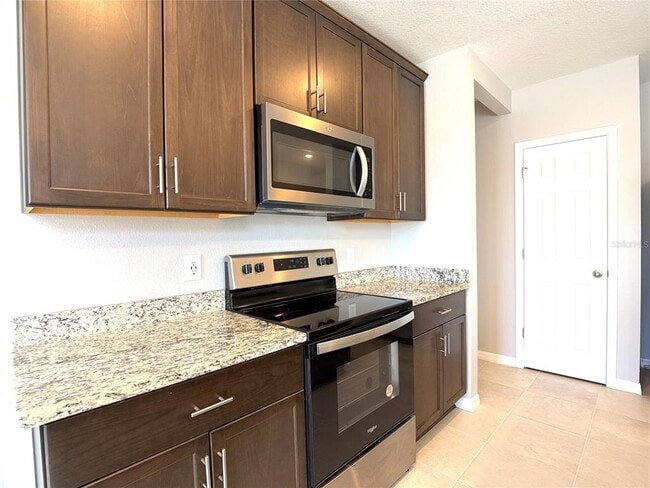 Building Photo - 3063 Laurel Oak Ln