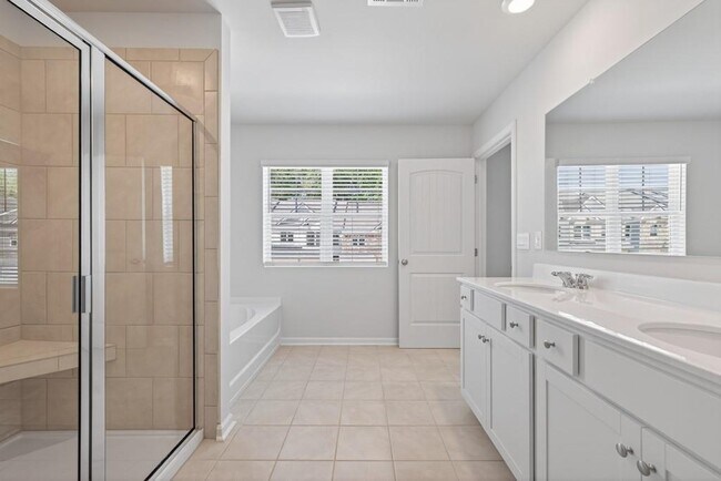 Building Photo - 3121 Greyton Dr