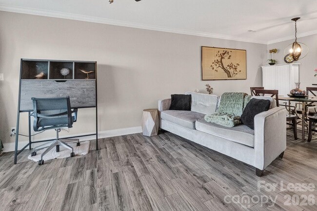 Building Photo - 18695 Vineyard Point Ln