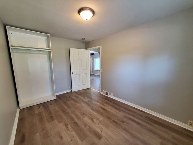 Building Photo - 5BR Home in Belknap Lookout, Walk to Downtown and Medical Mile