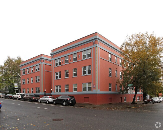 Primary Photo - Belmont Court Apartments