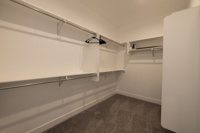 Building Photo - 2597 S 700 E