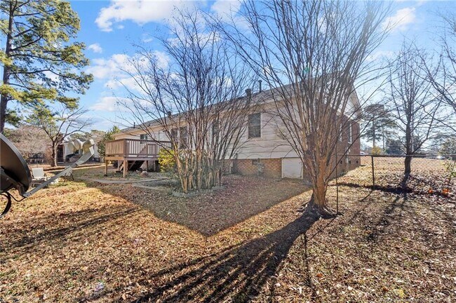 Building Photo - 5196 Remington Rd