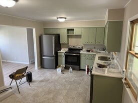 Kitchen - 1555 Jackson St