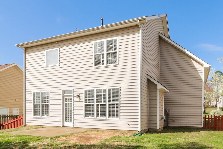Building Photo - 6819 Alydar Ct