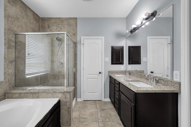Building Photo - 6707 Hunters Creek Ln