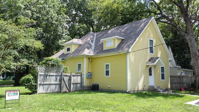 Building Photo - PRE-LEASING FOR 26/27 SCHOOL YEAR!!!!!!!!!