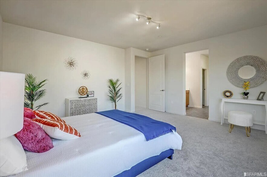 Building Photo - 5608 Monaghan Way