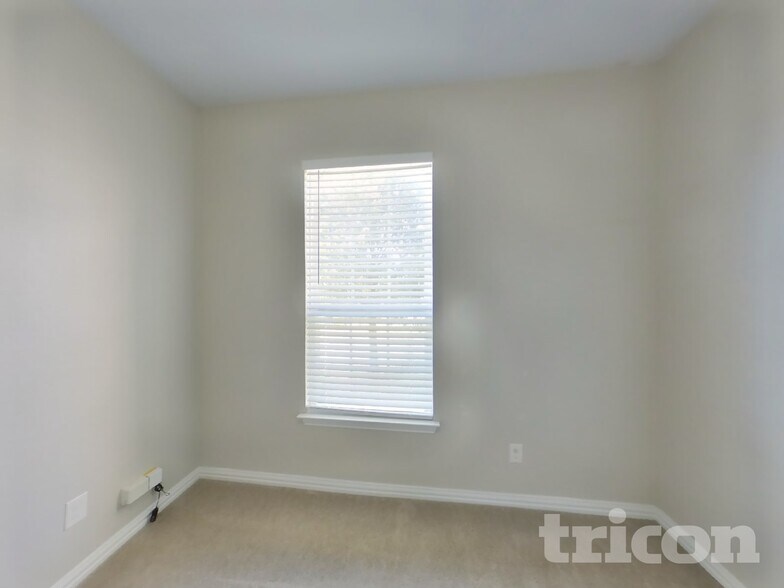 Building Photo - 7950 Headwaters Trail