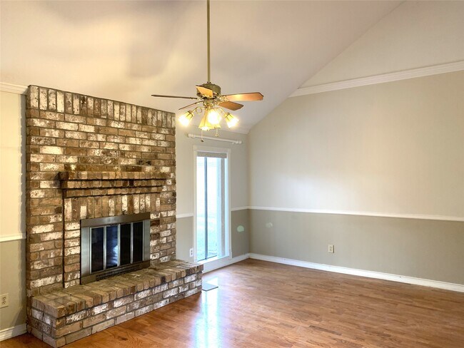 Building Photo - 842 Rolling Mill Dr