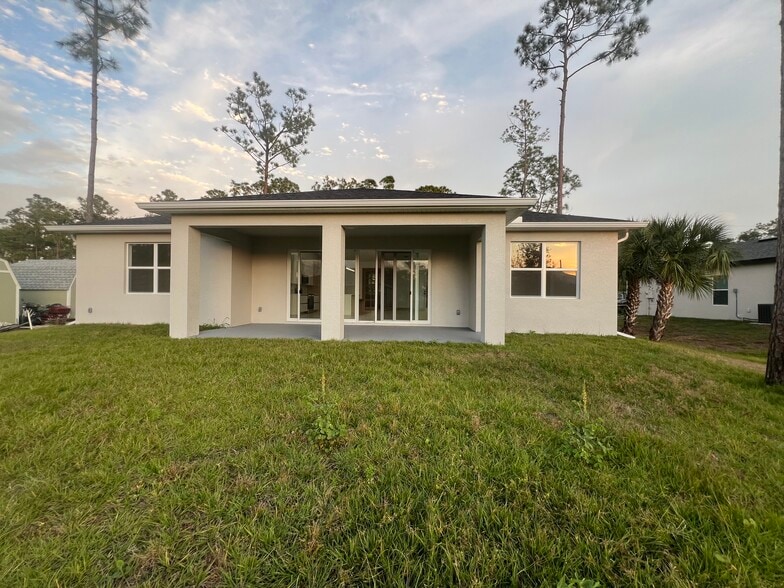 Building Photo - 4327 Kinlock St