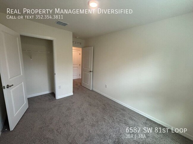 Building Photo - 6587 SW 81st Lp