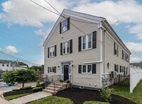 Building Photo - 143 Village St