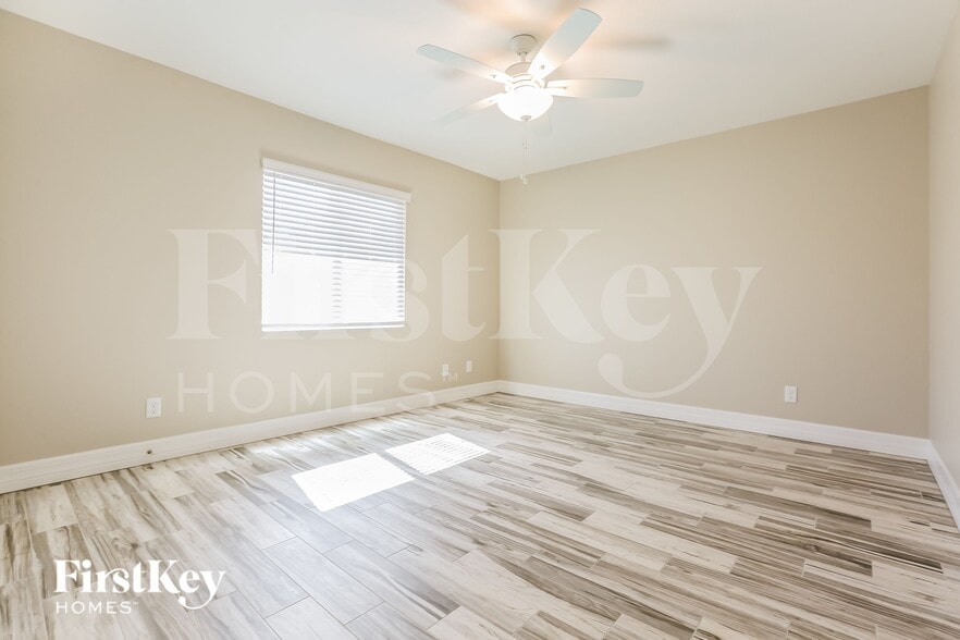 Building Photo - 4324 Moffett Rd