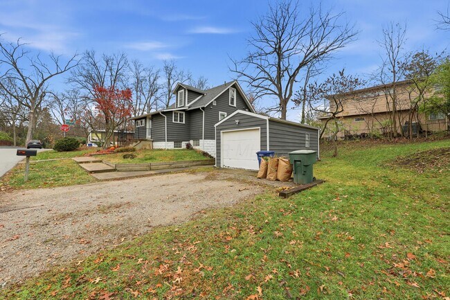 Building Photo - 557 E Weisheimer Rd