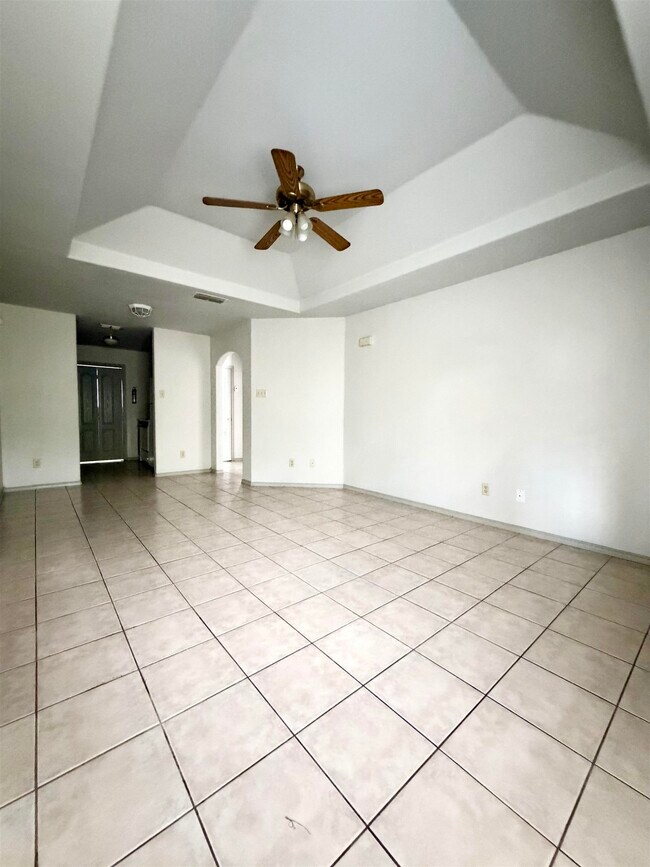 Building Photo - 507 Shiloh Dr