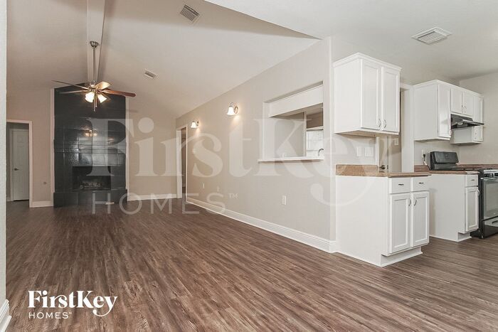 Building Photo - 7714 Dawnridge Dr