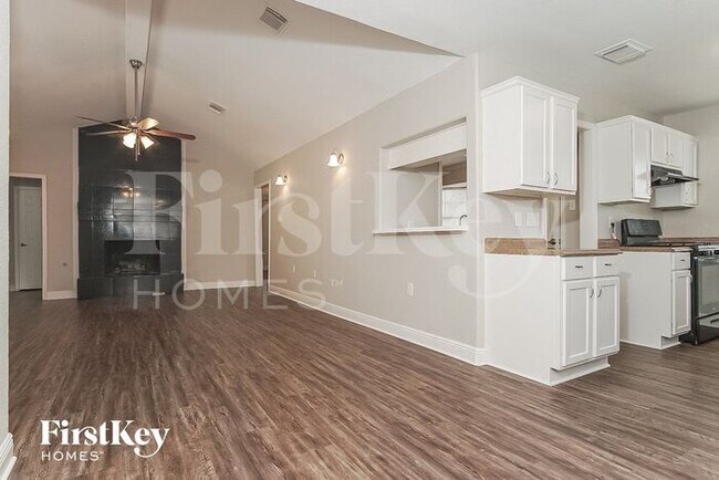 Building Photo - 7714 Dawnridge Dr