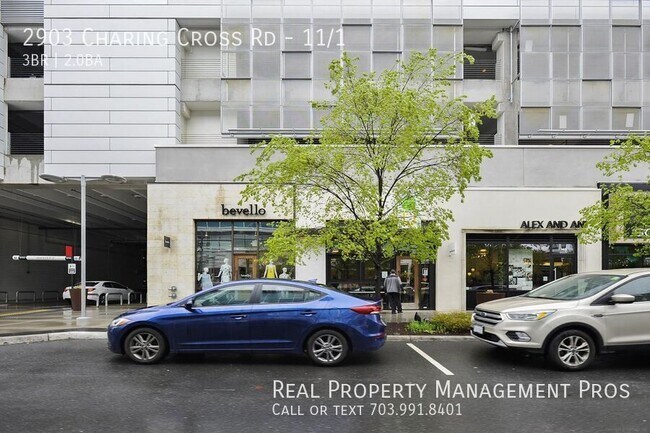 Building Photo - 2903 Charing Cross Rd