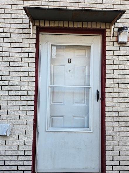 Building Photo - 2102 Euclid St