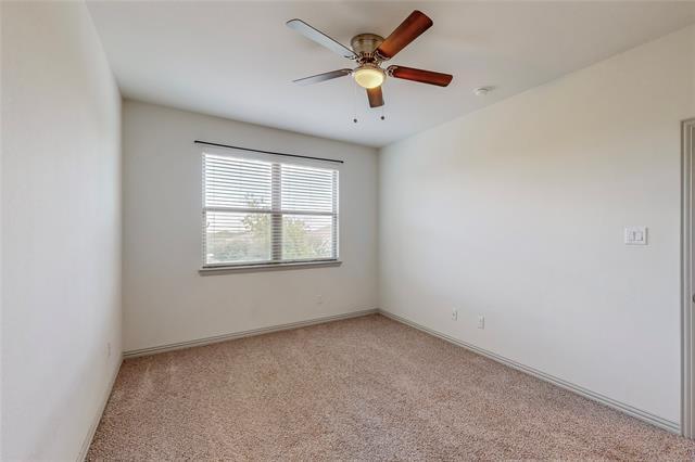 Building Photo - 2404 Jameson Ln