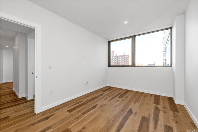 Building Photo - 83-67 116th St