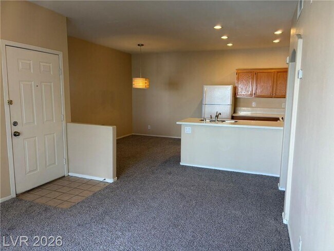 Building Photo - Green Valley 1BR Condo with Quartz Counters, Pool & Covered Parking