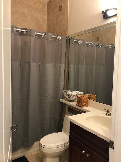 Building Photo - 4573 Artesa Way S