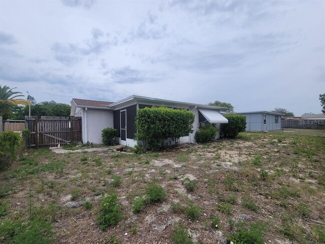 Building Photo - 7526 Topay Ln