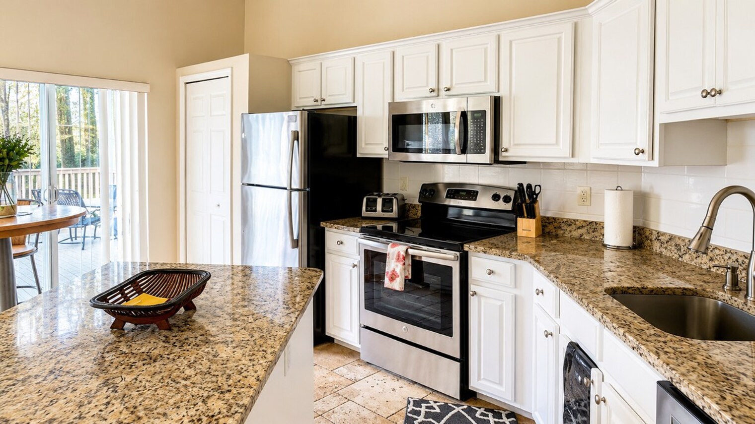 Building Photo - 9897 Perfect Dr