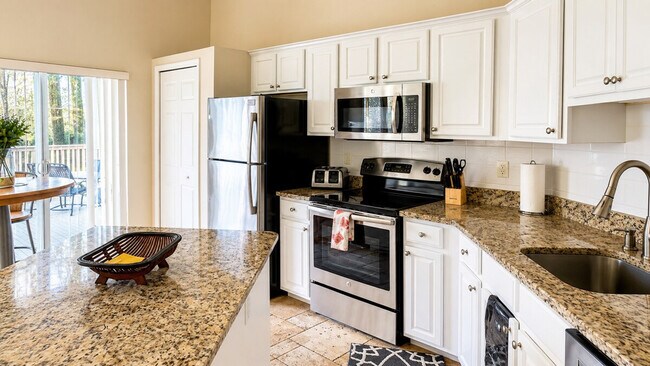 Building Photo - 9897 Perfect Dr