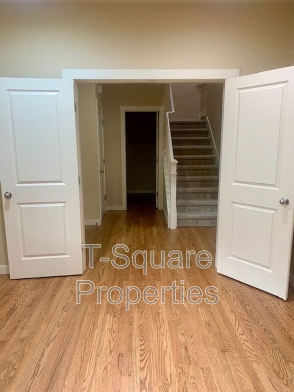 Building Photo - 10218 242nd Ave NE