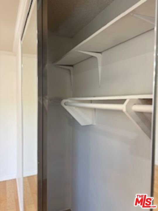 Building Photo - 11645 Montana Ave