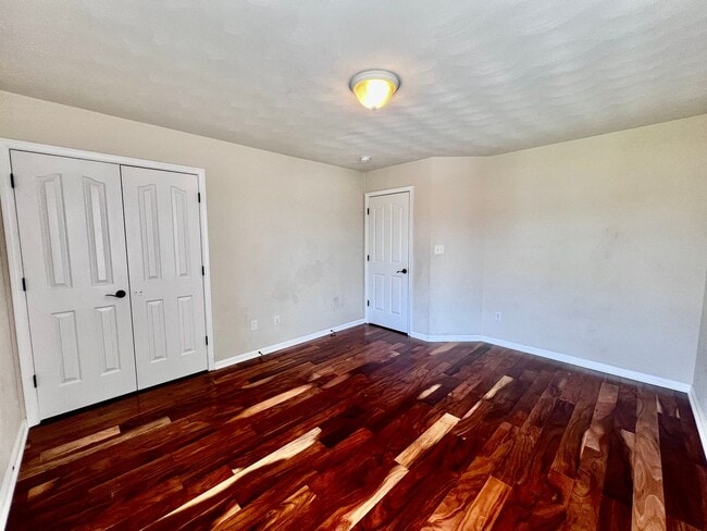 Building Photo - 3 bedroom home in sought after Whitaker Place, Virginia Beach